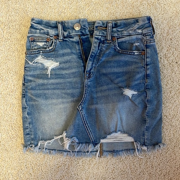 Bundle of Two American Eagle Curvy High-Rise Mini Denim Skirts, Size 0 Regular - Picture 2 of 9
